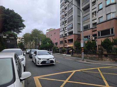 台北內湖法拍大樓-2
