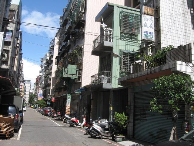 蘆洲公寓法拍-6