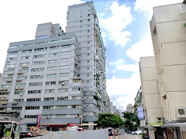 台北松山法拍大樓-8