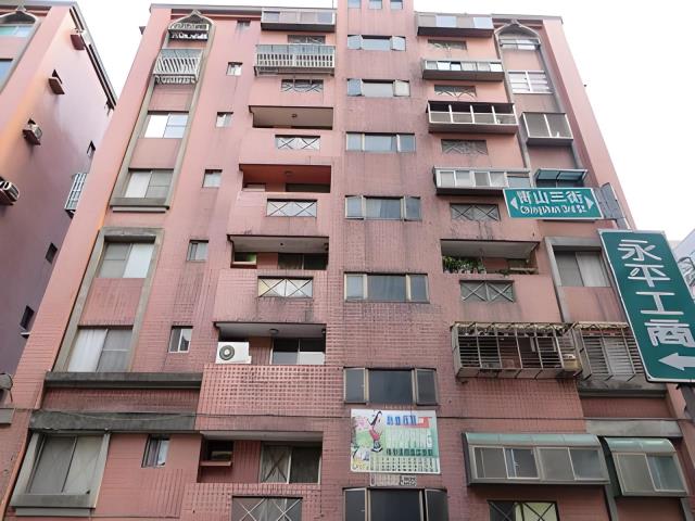 桃園楊梅拍賣大樓-1