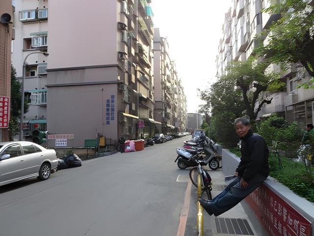 桃園楊梅拍賣大樓-4