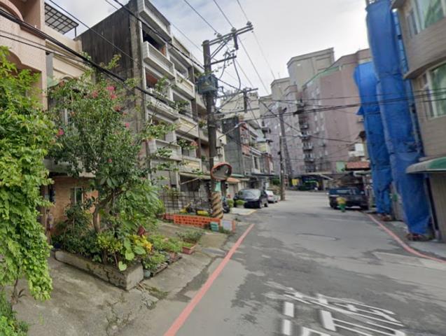 桃園桃園區透天法拍-2