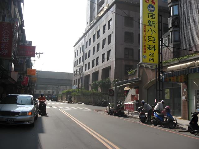 中和法拍私立智光商職-8