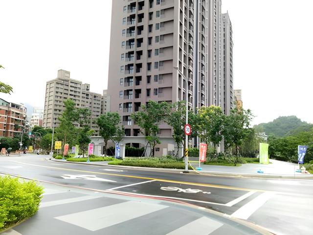 新店拍賣大樓-4