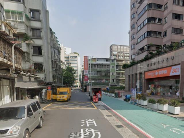 台北文山區法拍大樓-6