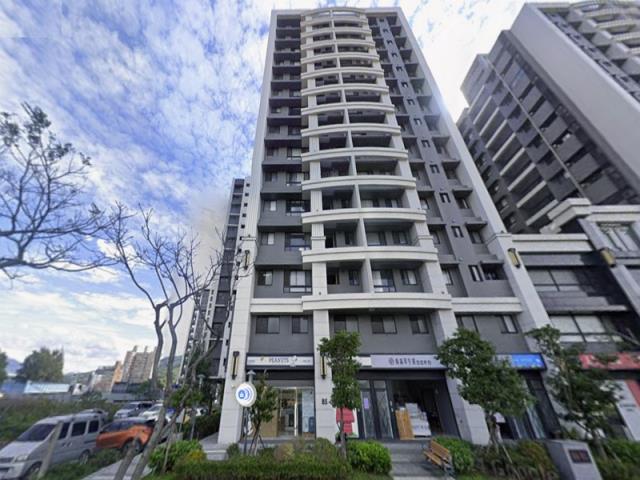 新北八里法拍大樓-5