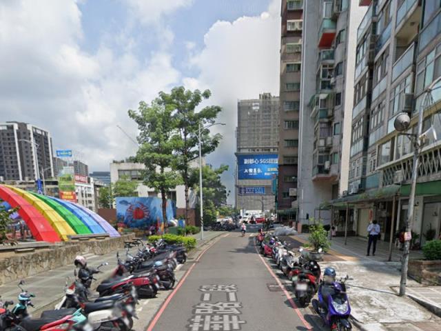 新北新莊大樓法拍-7