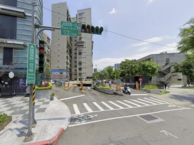 台北拍賣大樓-3