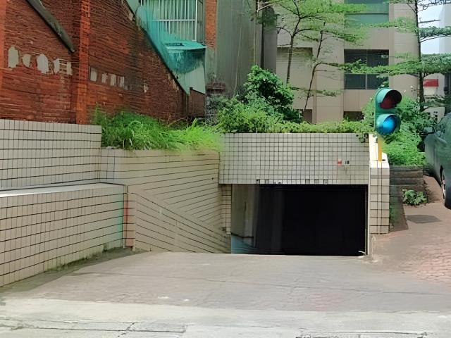 桃園中壢大樓法拍-1