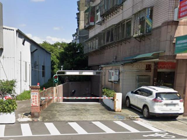 新北大樓法拍-6