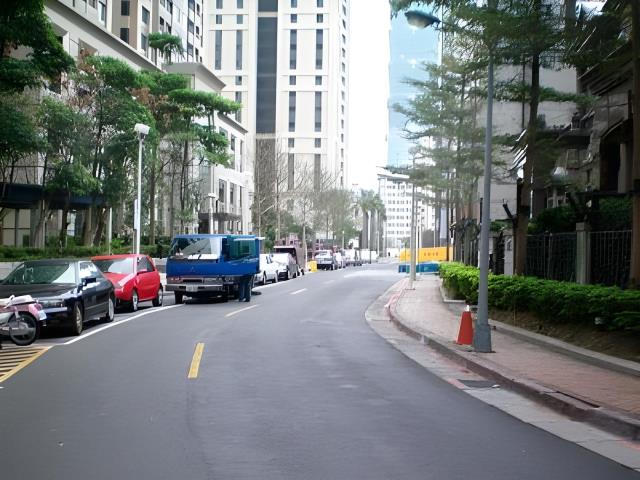 台北信義區拍賣大樓-5